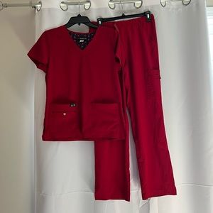 Red koi scrub set size small